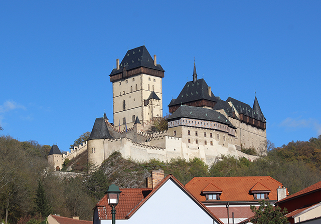 Fotografie: hrad Karlštejn